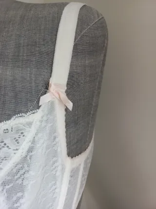 95D encaje y lacitos