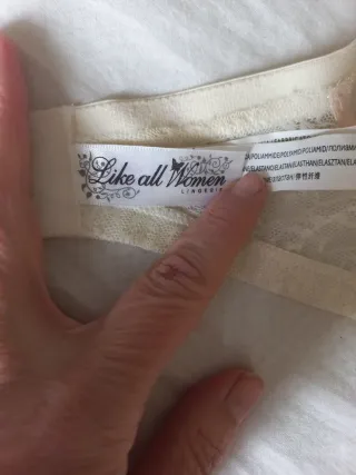 95D encaje y lacitos