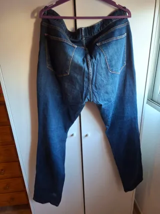 Pantalón vaquero slim azul