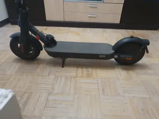 Patinete Eléctrico Negro