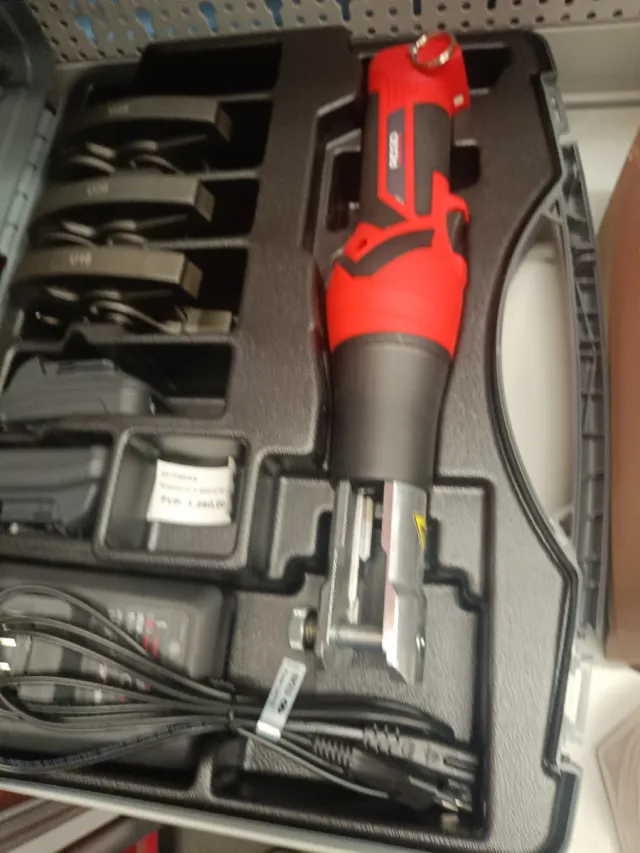 Máquina Prensadora Multicapa Rígida