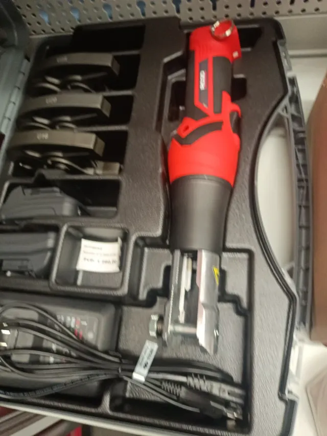 Máquina Prensadora Multicapa Rígida