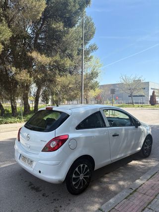 Opel Corsa 2012
