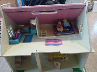 CASA DE MUÑECAS DE MADERA PORTÁTIL BIGJIGS TOYS
