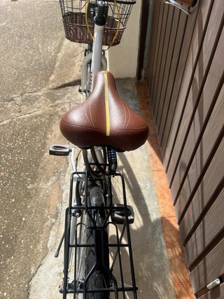 Bicicleta de paseo Wolfbike blanca