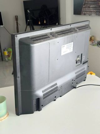 Televisor Kunft 32VDLM16 Negro