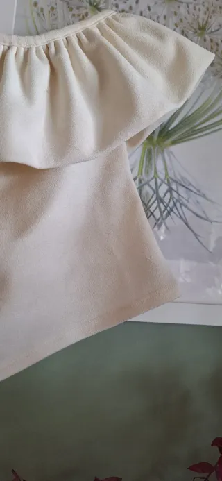 Top volantes beige Talla XS