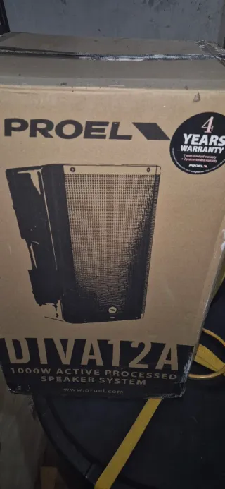 Bafle Autoamplificado PROEL DIVA 12A