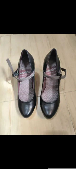Tacones Wonders Piel estilo Mary Jane Talla 37