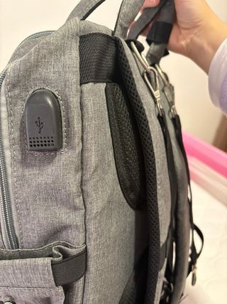 Urgente/Mochila carro para bebé con portabiberones