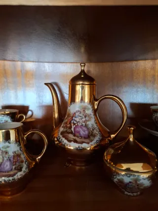Juego de café antiguo dorado
