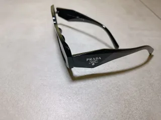 Occhiali da sole Prada Symbole neri