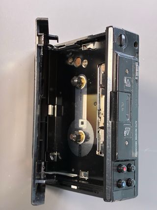 Aiwa HS-J36 Walkman Radio Cassette Autoreverse