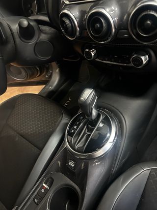 Nissan Juke 2024 seminuevo 18300 km garatia  8 a