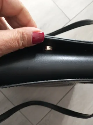 Bolso Guess Negro Nuevo