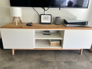 Mueble TV Madera y Blanco