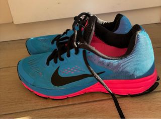 Zapatillas Nike Azul y Rosa