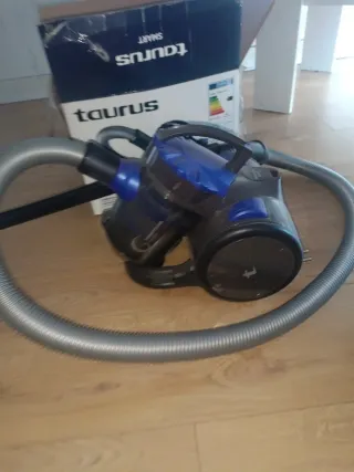 Aspirador Taurus Smart 1000W