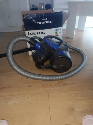 Aspirador Taurus Smart 1000W
