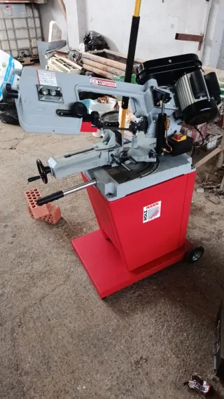 Sierra de cinta para corte de metal 220v