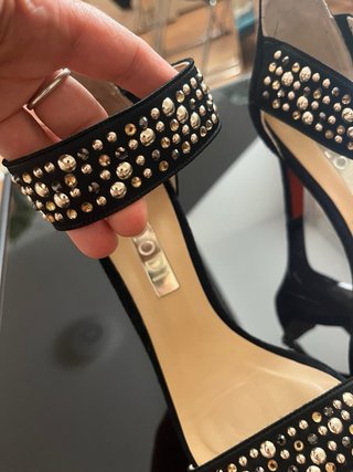 Sandalias LODI negras y doradas usadas dos veces!