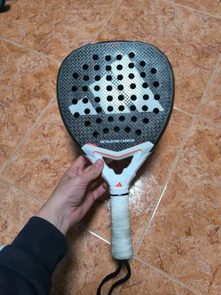 Pala de pádel Adidas Metalbone Carbon