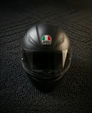 Casco Integral AGV + Guantes + Intercomunicador