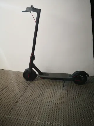 Patinete Eléctrico Xiaomi M365