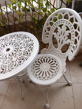 Conjunto mesa y 2 sillas exterior blanco