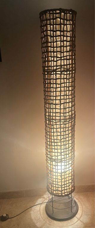 Lampada da terra elegante per interni