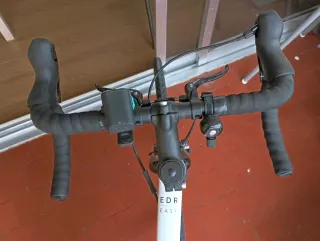 Bicicleta de carretera Van Rysel casi nueva