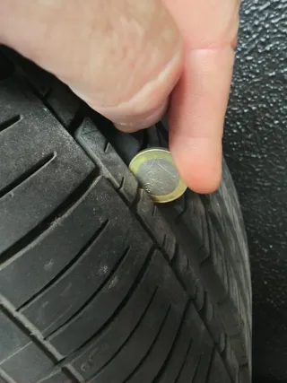 Llanta BMW 255/65R17 104H M+S