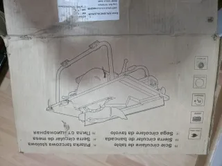 Sierra Circular de Mesa Roja