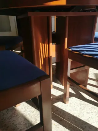 Mesa redonda madera con 6 sillas