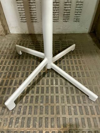 Mesa auxiliar plegable blanca