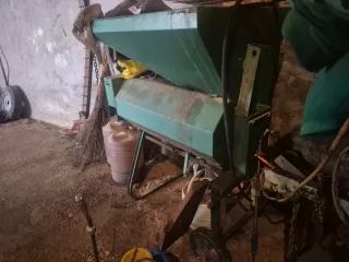 Descoscadora de almendras