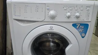 Lavadora Semi Nueva Indesit 7kg A+ Rpm 1200