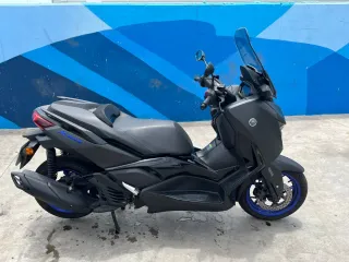 Yamaha Xmax 125 Icon Blue 2024 buen estado la moto
