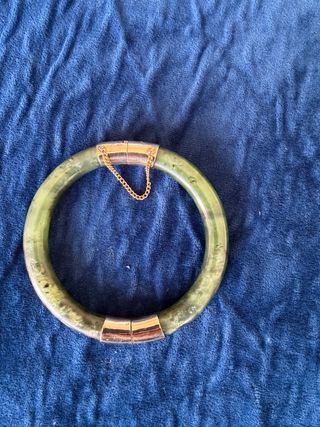 Pulsera de jade y oro