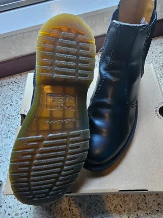 Dr. Martens 2976 Chelsea Boots N. 40