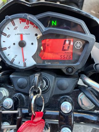 Yamaha Ys125 Negra y Blanca