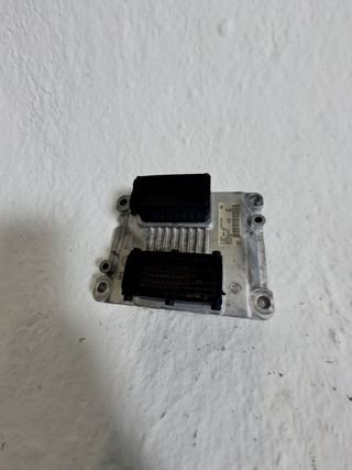 CENTRALITA MOTOR UCE FIAT GRANDE PUNTO (199) 748394