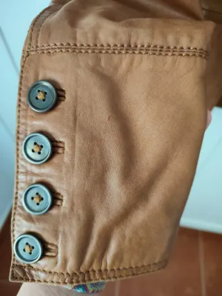 Chaqueta de piel camel sahariana