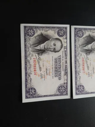 BILLETES DE 25 PESETAS DE 1946 PAREJA CORRELATIVA