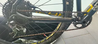 Bicicleta de Montaña Mondraker Negra y Amarilla