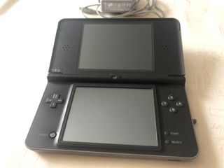 Nintendo DSi XL Nero con Caricatore