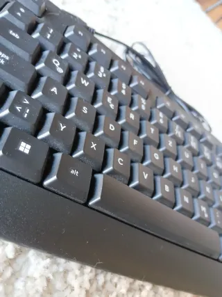 Teclado Trust Mecánico + Ratón Trust