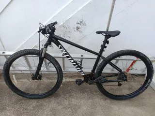 Bicicleta de Montaña Specialized Negra