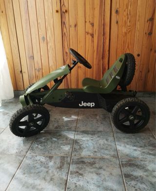 KART pedales Jeep con remolque