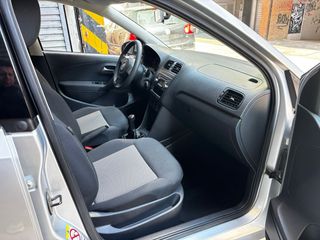 Volkswagen Polo 1.4cc gasolina 2010  135.500 Kms